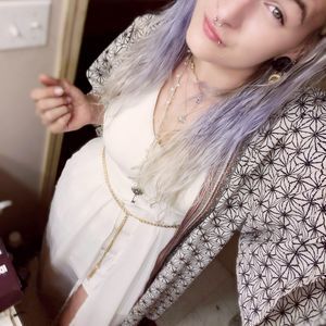 Meet your Posher, Valerie